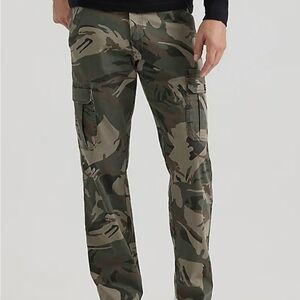 Wrangler Men's Camouflage Cargo Pants